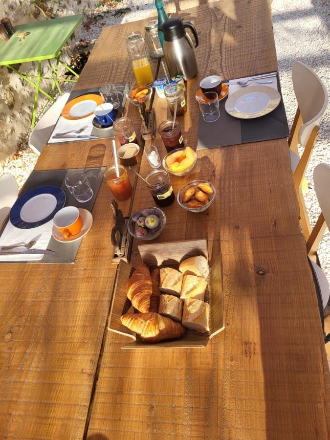 Bastide De La Madeleine Bed & Breakfast Pougnadoresse ภายนอก รูปภาพ