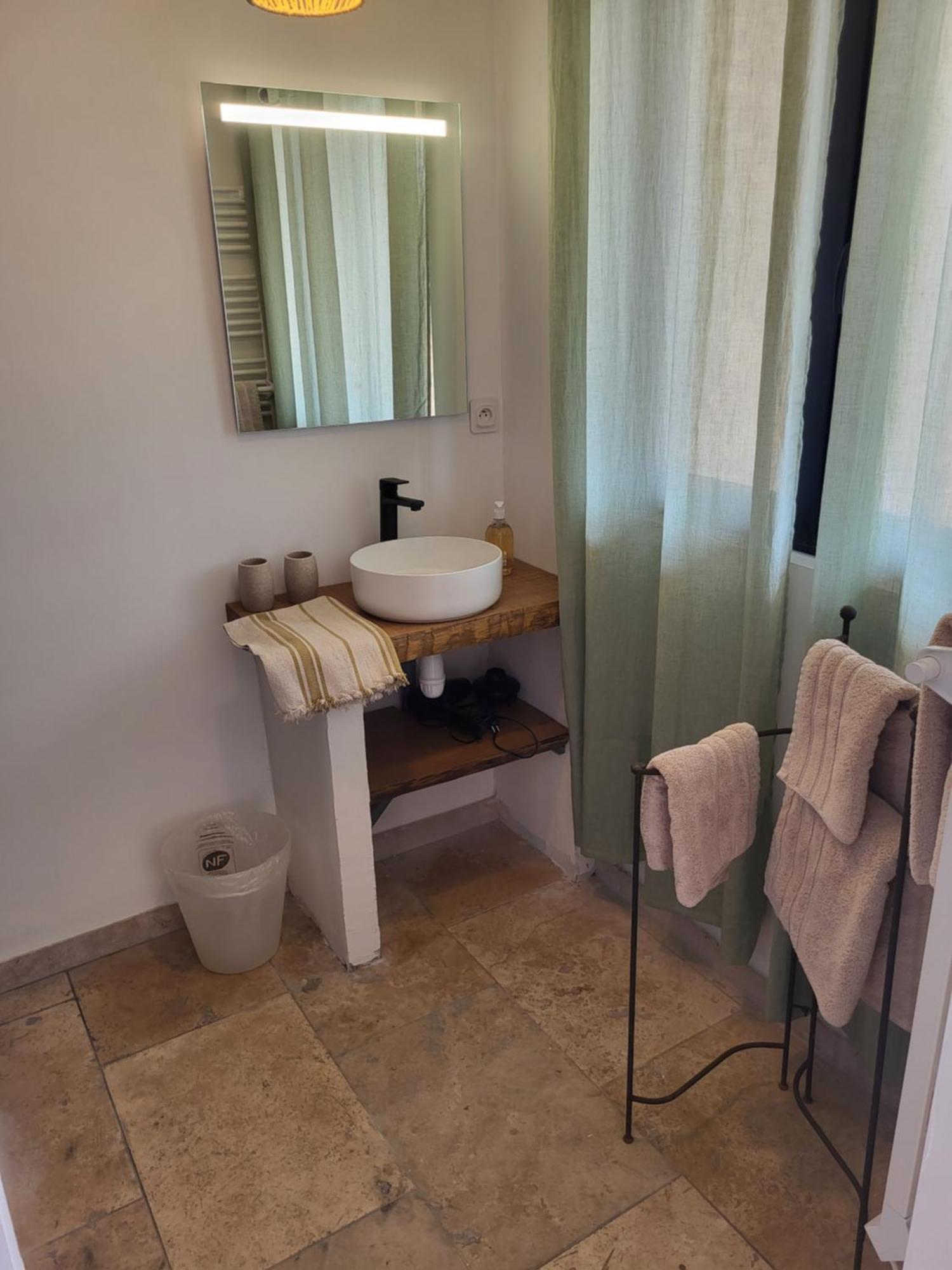 Bastide De La Madeleine Bed & Breakfast Pougnadoresse ภายนอก รูปภาพ